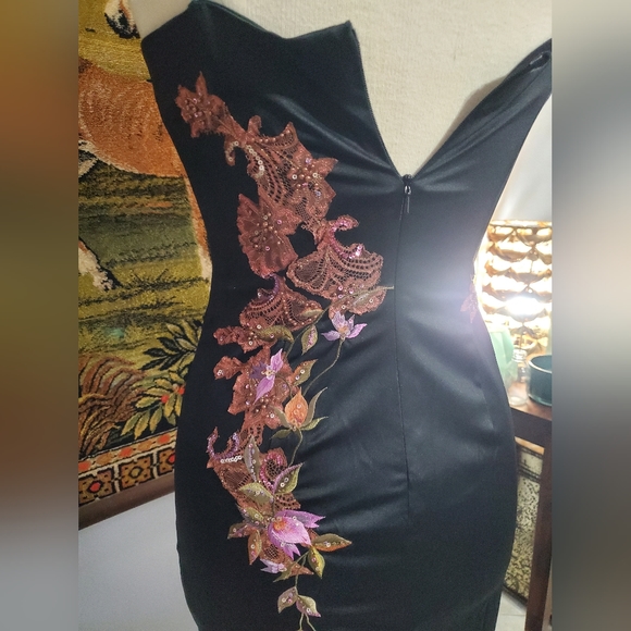 EUC MANDALAY BLACK PINK EMBROIDERED COCKTAIL DRESS 6 - Picture 4 of 5